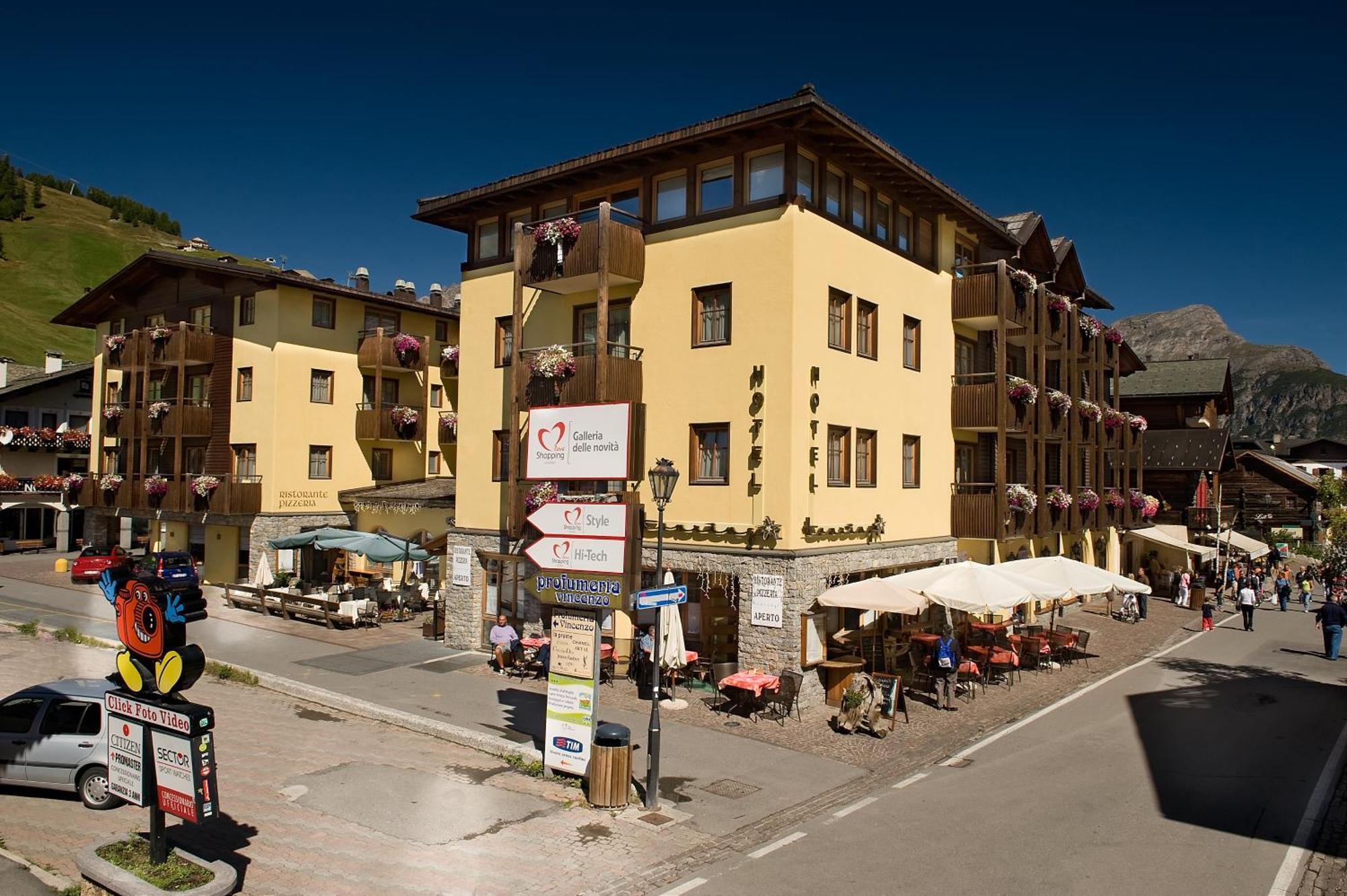 Hotel Touring Livigno Exteriér fotografie